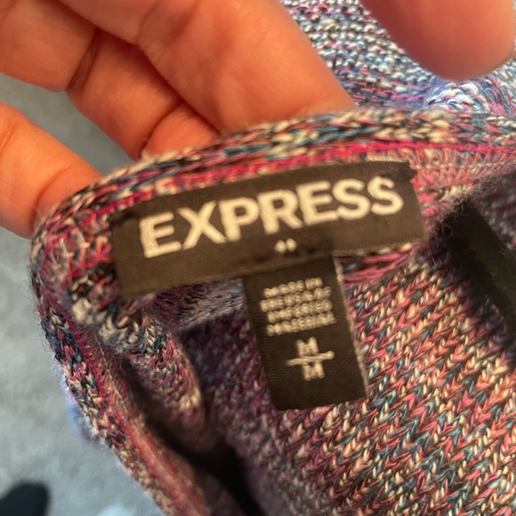 Express Open Back Sweater - Picture 3 of 4